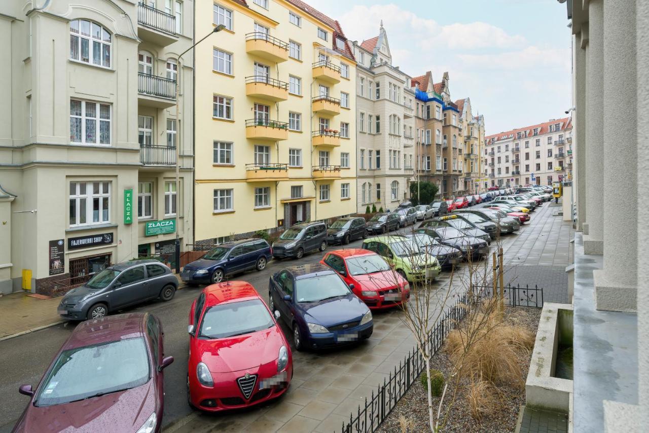 Apartment Poznan Mtp Chelmonskiego By Noclegi Renters Exterior foto