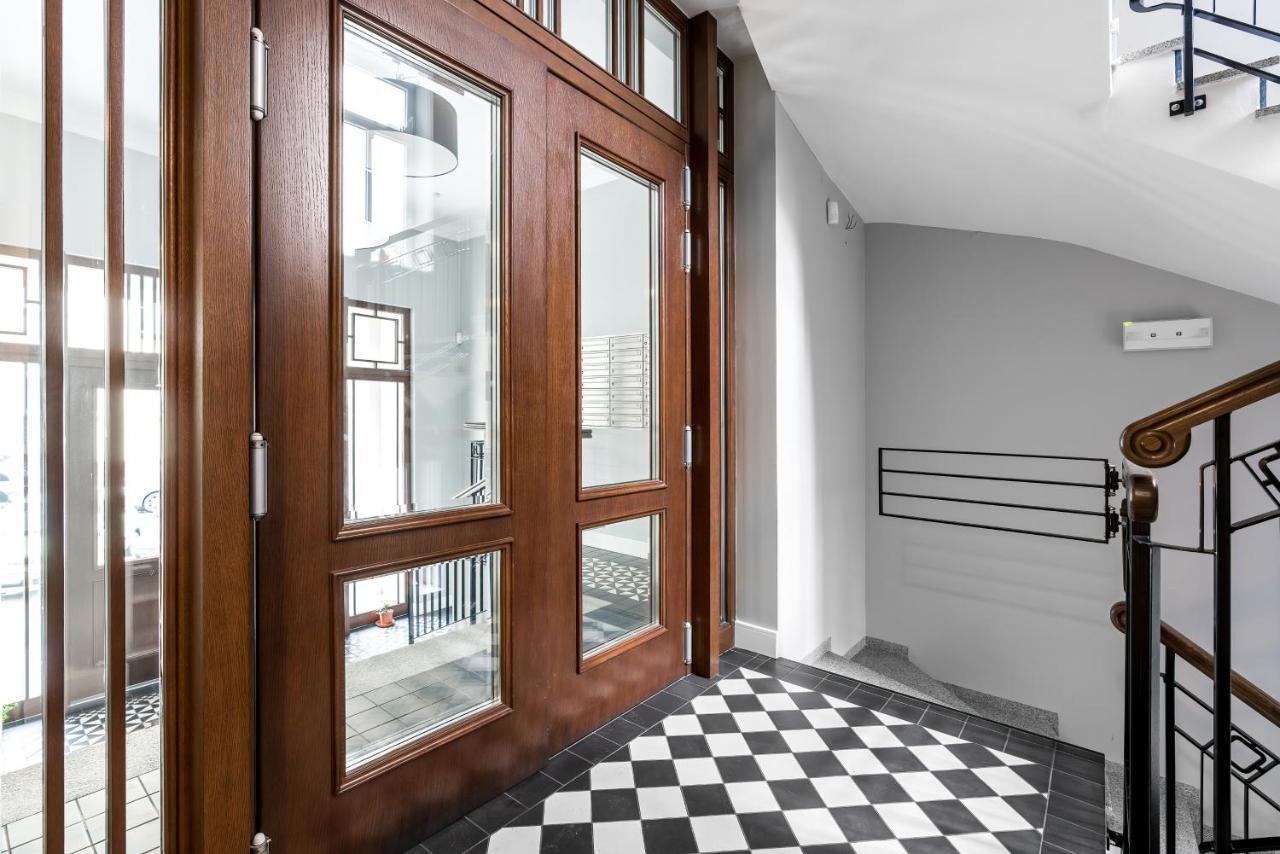Apartment Poznan Mtp Chelmonskiego By Noclegi Renters Exterior foto